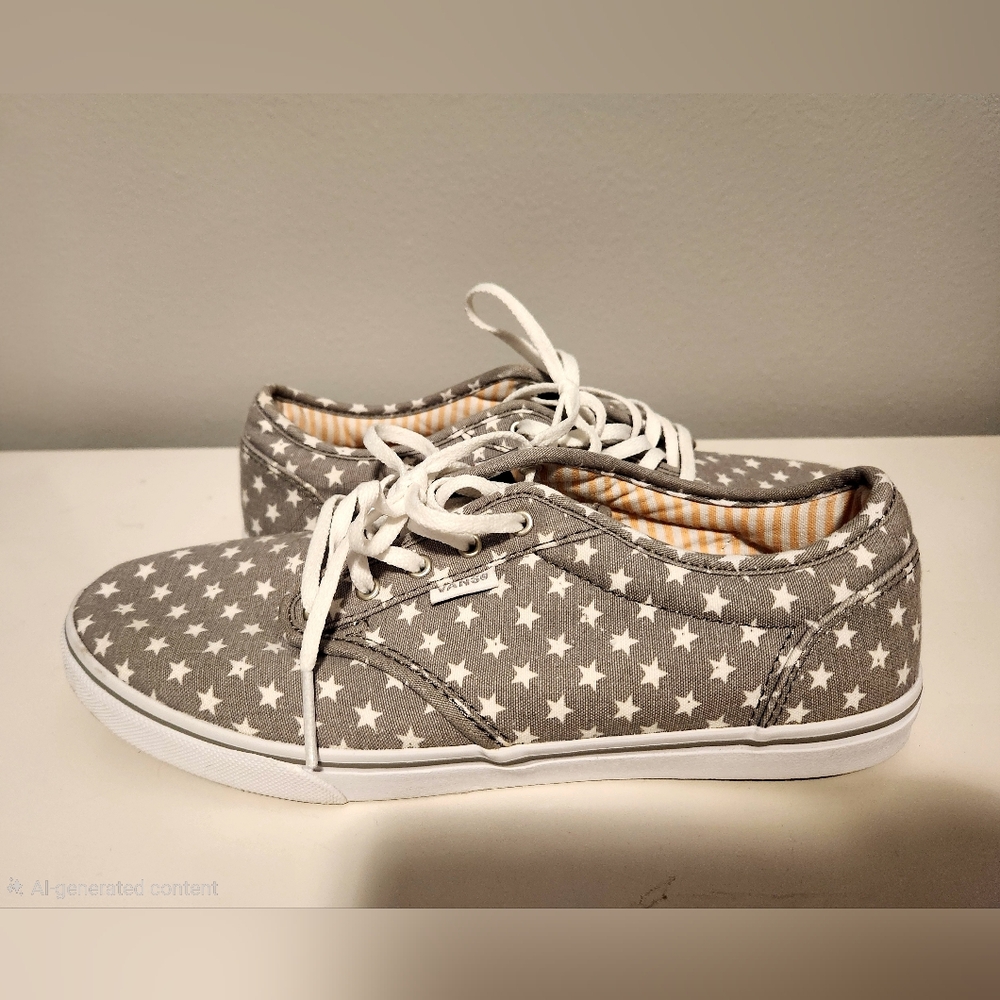 Vans Atwood Gray with White Star Lace Up Low Top Classic Skate Shoe Size 8.5